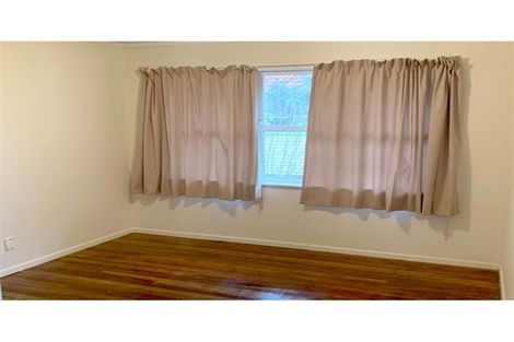 Photo of property in 5 Corsair Crescent, Mangere, Auckland, 2022