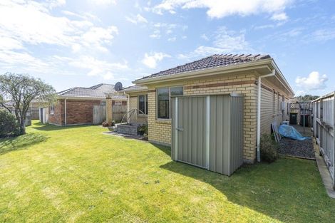 Photo of property in 69 Sovereign Isle Lane, Rototuna, Hamilton, 3210