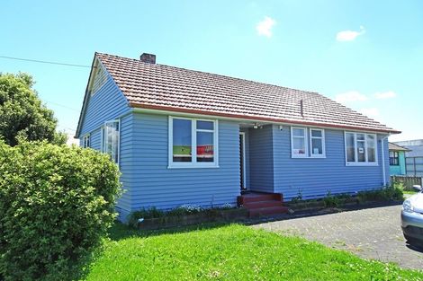 Photo of property in 2 Takahe Street, Frankton, Hamilton, 3204