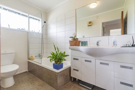 Photo of property in 84 Elliot Street, Pahurehure, Papakura, 2113