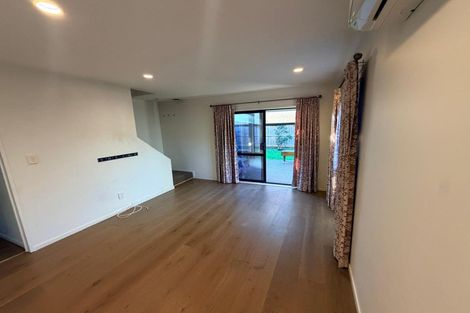 Photo of property in 8/36 West Coast Road, Glen Eden, Auckland, 0602