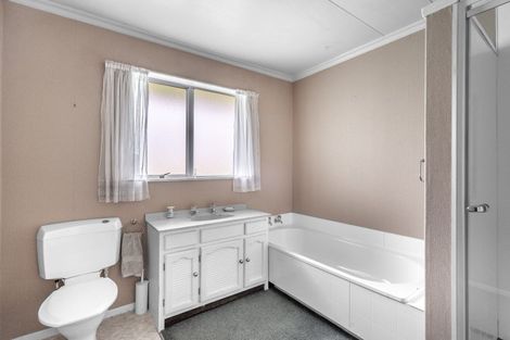 Photo of property in 10 Steel Road, West Plains, Invercargill, 9874