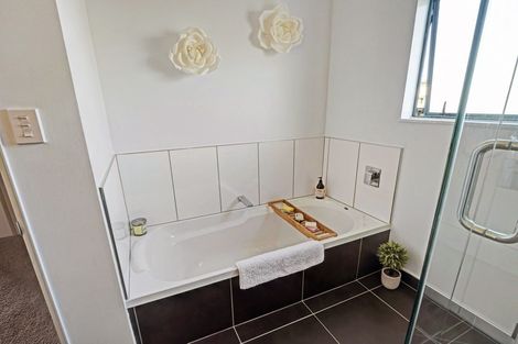 Photo of property in 38 The Loop, Meeanee, Napier, 4110