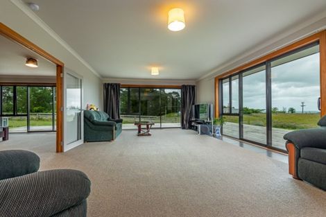 Photo of property in 97a Albert Road, Tokomaru, Palmerston North, 4474