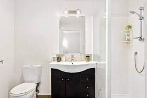 Photo of property in 6/1 Gracechurch Drive, Flat Bush, Auckland, 2016