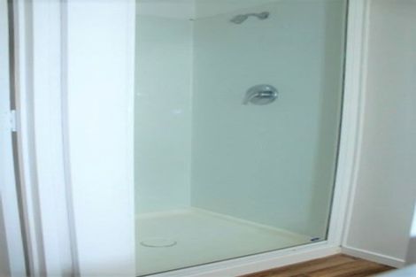 Photo of property in 71a Barrack Road, Mount Wellington, Auckland, 1060