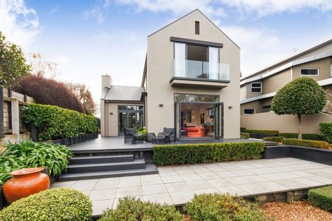 Photo of property in 25 Montgomery Terrace, Hokowhitu, Palmerston North, 4410