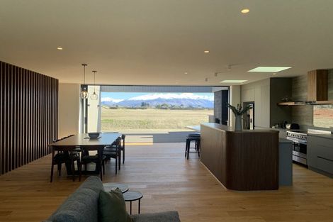 Photo of property in 27 Rubus Street, Wanaka, 9382