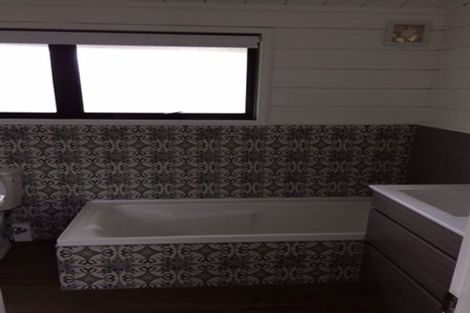 Photo of property in 11 Hyde Road, Clevedon, Papakura, 2582