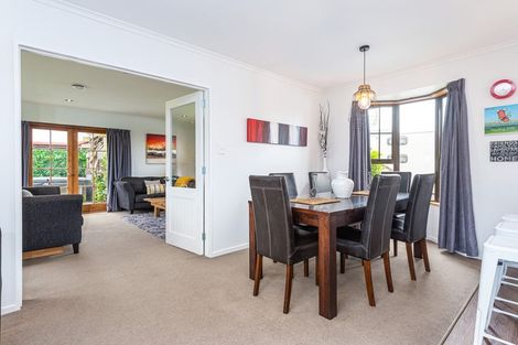 Photo of property in 8 Goodall Place, Redwood, Christchurch, 8051