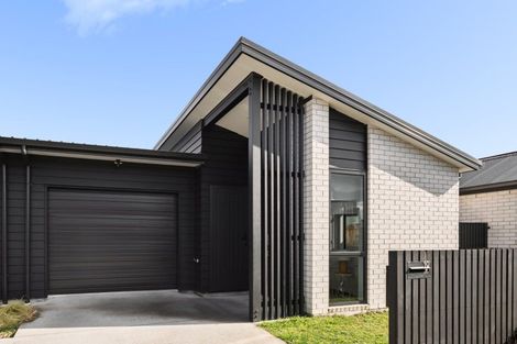 Photo of property in 10 Papaka Lane, Poike, Tauranga, 3112