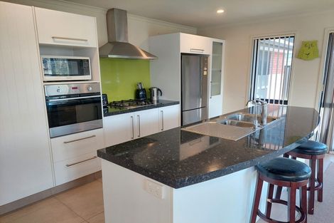 Photo of property in 56a Alberta Road, Glen Avon, New Plymouth, 4312