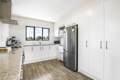 Photo of property in 2a Burn-murdoch Street, St Andrews, Hamilton, 3200