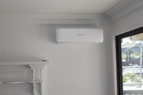 Photo of property in 25 Kamara Road, Glen Eden, Auckland, 0602