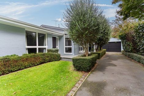 Photo of property in 35 Deepdale Street, Burnside, Christchurch, 8053