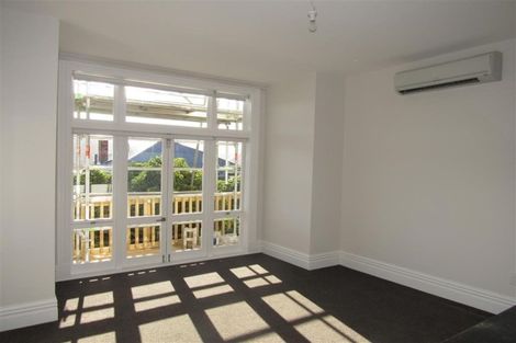 Photo of property in 67 Hawker Street, Mount Victoria, Wellington, 6011