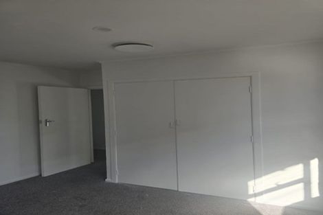 Photo of property in 4 Braeburn Place, Takanini, 2112