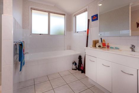 Photo of property in 21 Golden Hills Drive, Pauanui, Hikuai, 3579