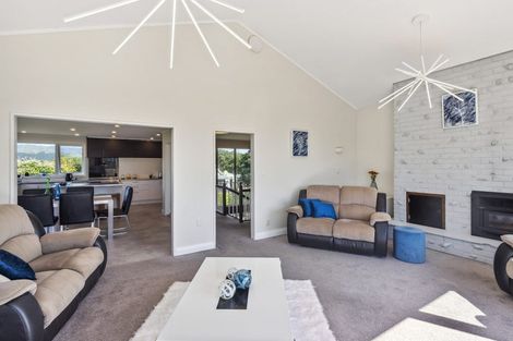 Photo of property in 7 Nuhaka Place, Paraparaumu Beach, Paraparaumu, 5032