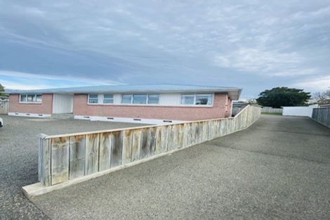 Photo of property in 42 Fergusson Street, Solway, Masterton, 5810