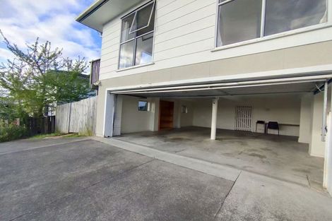 Photo of property in 39 Lewisham Street, Highland Park, Auckland, 2010