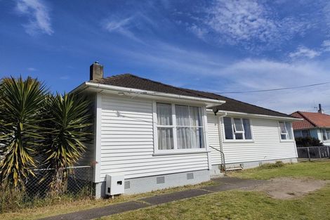 Photo of property in 23 Churchill Crescent, Tawhero, Whanganui, 4501