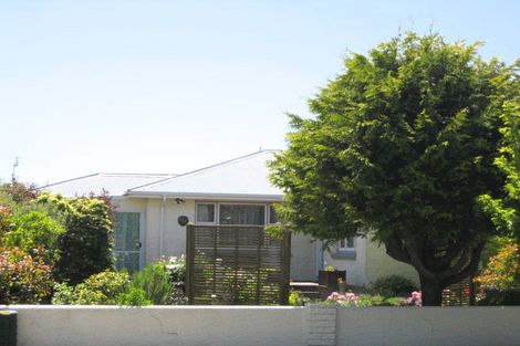 Photo of property in 59 Bickerton Street, Wainoni, Christchurch, 8061