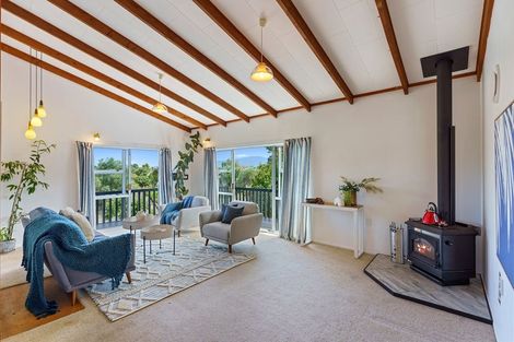 Photo of property in 7 Napier Grove, Waikanae Beach, Waikanae, 5036