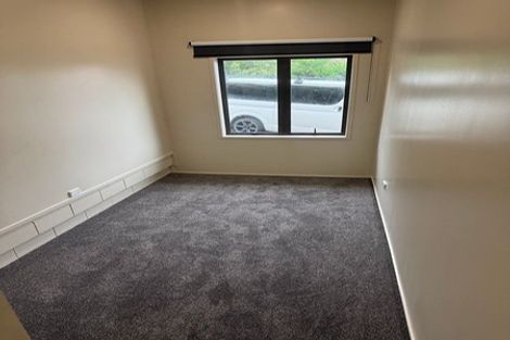 Photo of property in 2/6 Raddock Place, Half Moon Bay, Auckland, 2012