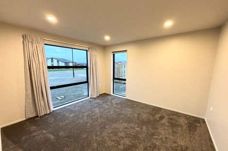 Photo of property in 15 Busby Way, Rolleston, 7614