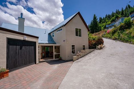 Photo of property in 25b Vancouver Drive, Queenstown, 9300