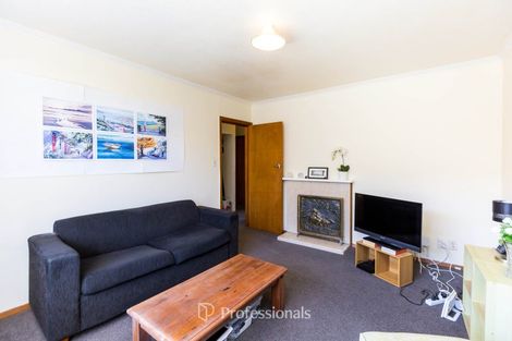 Photo of property in 2/15 Ebdentown Street, Ebdentown, Upper Hutt, 5018