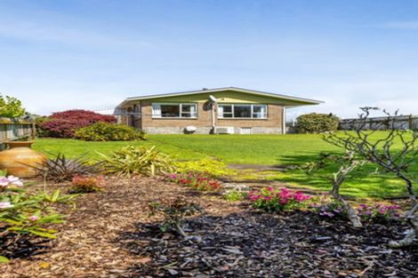Photo of property in 37 Clifton Drive, Waitara, 4320