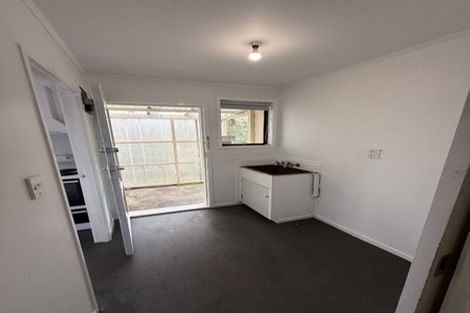 Photo of property in 5a Cherry Tree Place, Massey, Auckland, 0614