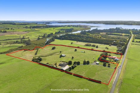 Photo of property in 63 Waipipi Wharf Road, Pollok, Waiuku, 2683