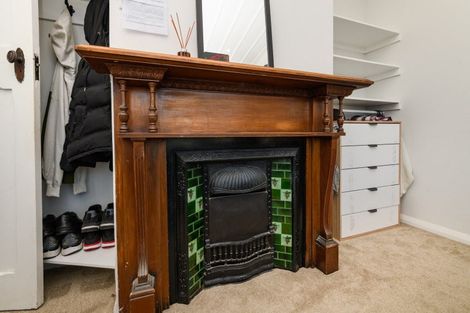 Photo of property in 84 Featherston Street, Takaro, Palmerston North, 4412