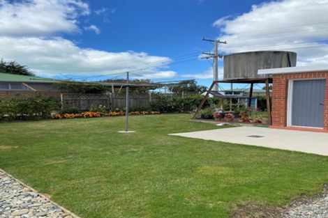 Photo of property in 25 Charles Street, Weston, Oamaru, 9401