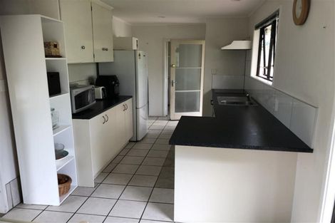 Photo of property in 13 Edwin Freeman Place, Ranui, Auckland, 0612