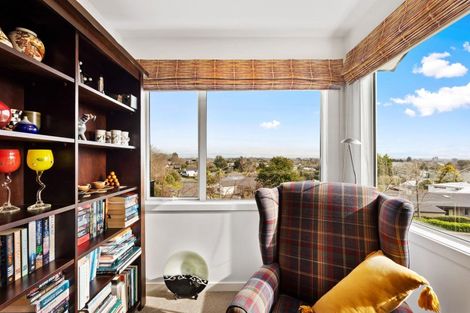 Photo of property in 17 Iona Road, Havelock North, 4130