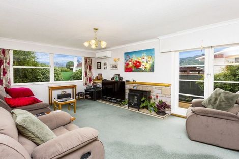 Photo of property in 12a Ebdentown Street, Ebdentown, Upper Hutt, 5018