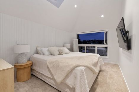 Photo of property in 2/37 Prospect Terrace, Milford, Auckland, 0620