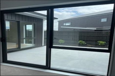 Photo of property in 65 Koura Drive, Red Beach, 0932