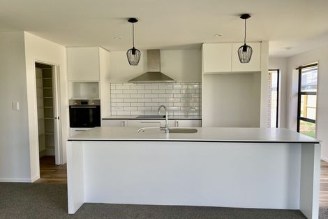 Photo of property in 8 Saddlers Lane, Yaldhurst, Christchurch, 8042