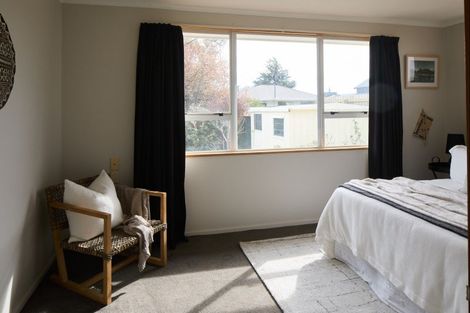 Photo of property in 2/79 Wiggins Street, Sumner, Christchurch, 8081