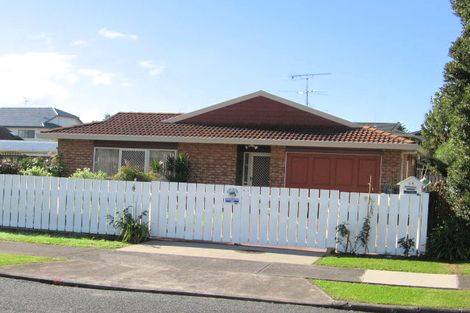 Photo of property in 3a Pine Road, Orewa, 0931