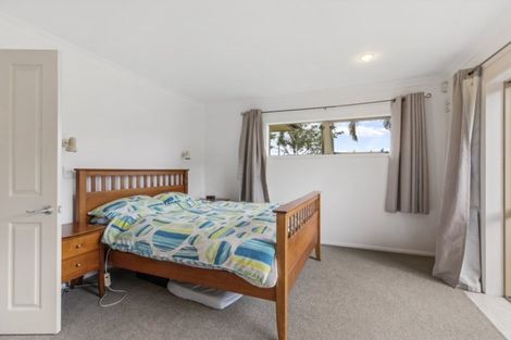 Photo of property in 36 Oreti Crescent, Papamoa Beach, Papamoa, 3118