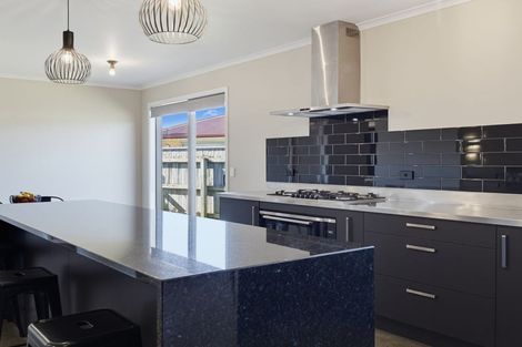 Photo of property in 9 Golf Vue Place, Castlecliff, Whanganui, 4501