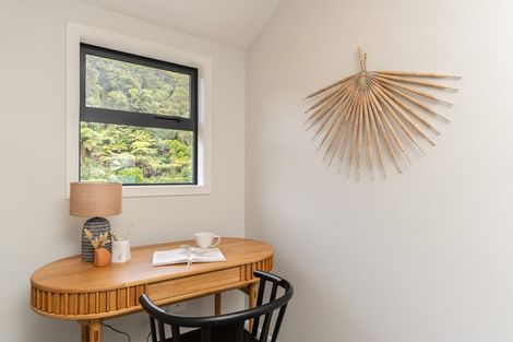 Photo of property in 20b Korau Grove, Stokes Valley, Lower Hutt, 5019