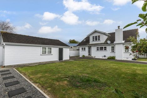 Photo of property in 14 Duke Street, Levin, 5510