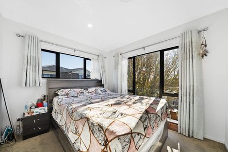Photo of property in 24a Grande Vue Road, Papatoetoe, Auckland, 2025